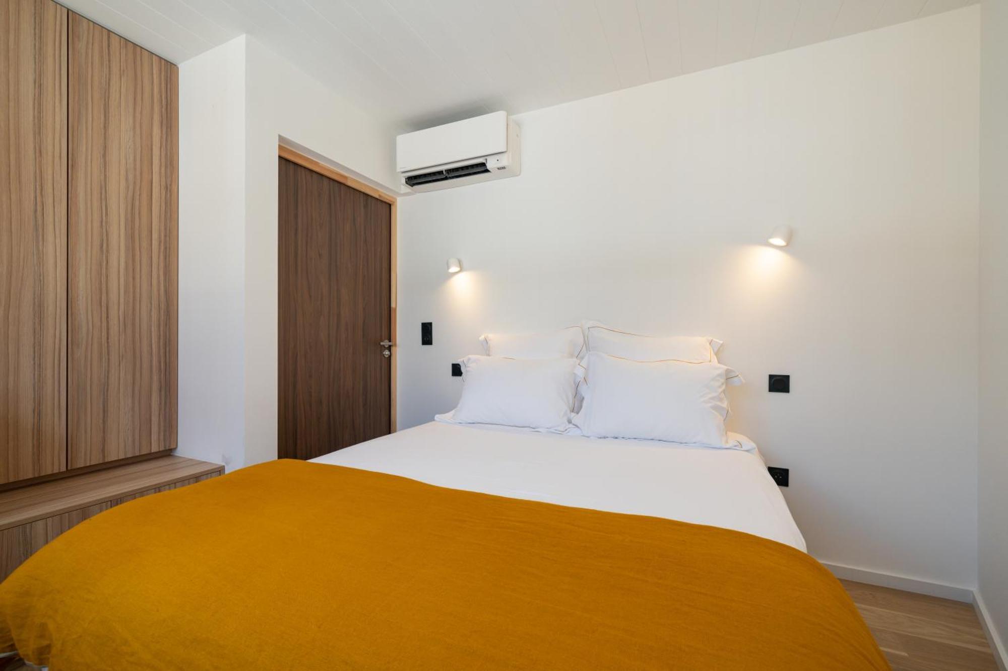 Les Suites 7 Anges - Parking, Vue Cathedrale & Centre Historique Reims Exterior foto