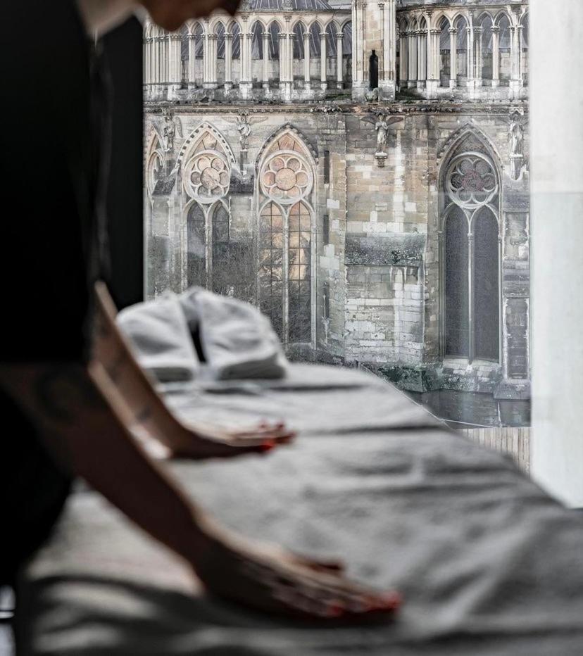 Les Suites 7 Anges - Parking, Vue Cathedrale & Centre Historique Reims Exterior foto